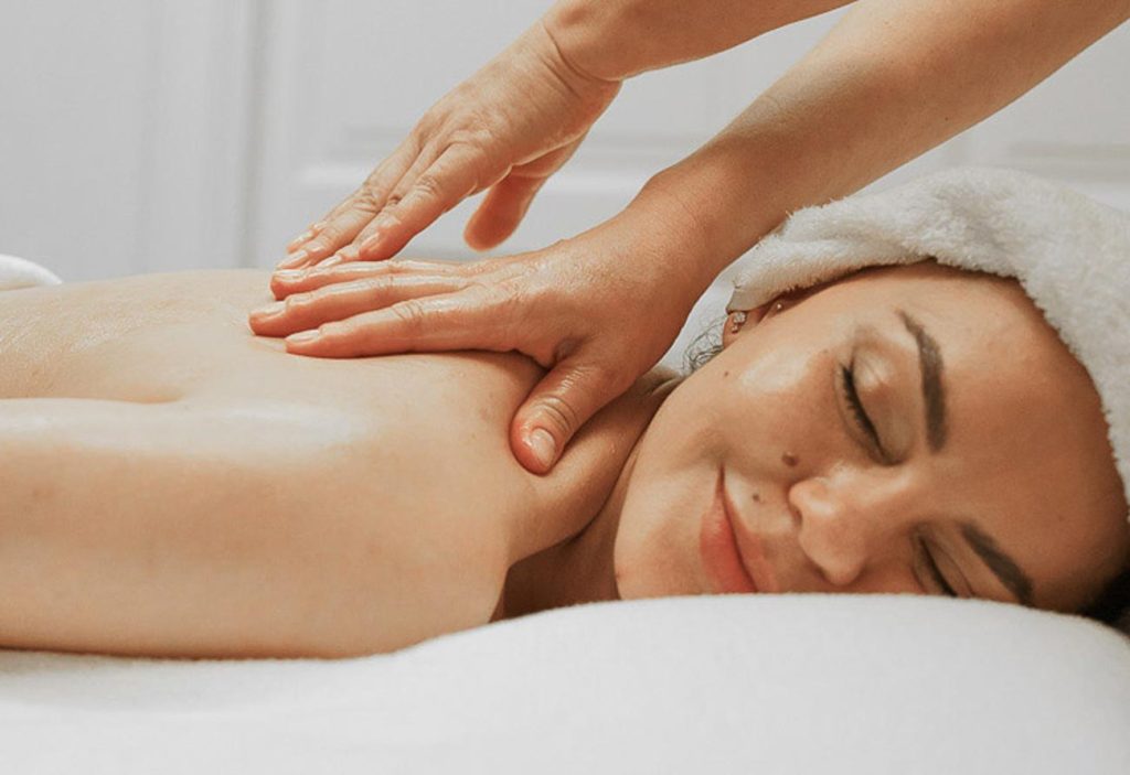 masaje relajante y beneficios en glow beauty