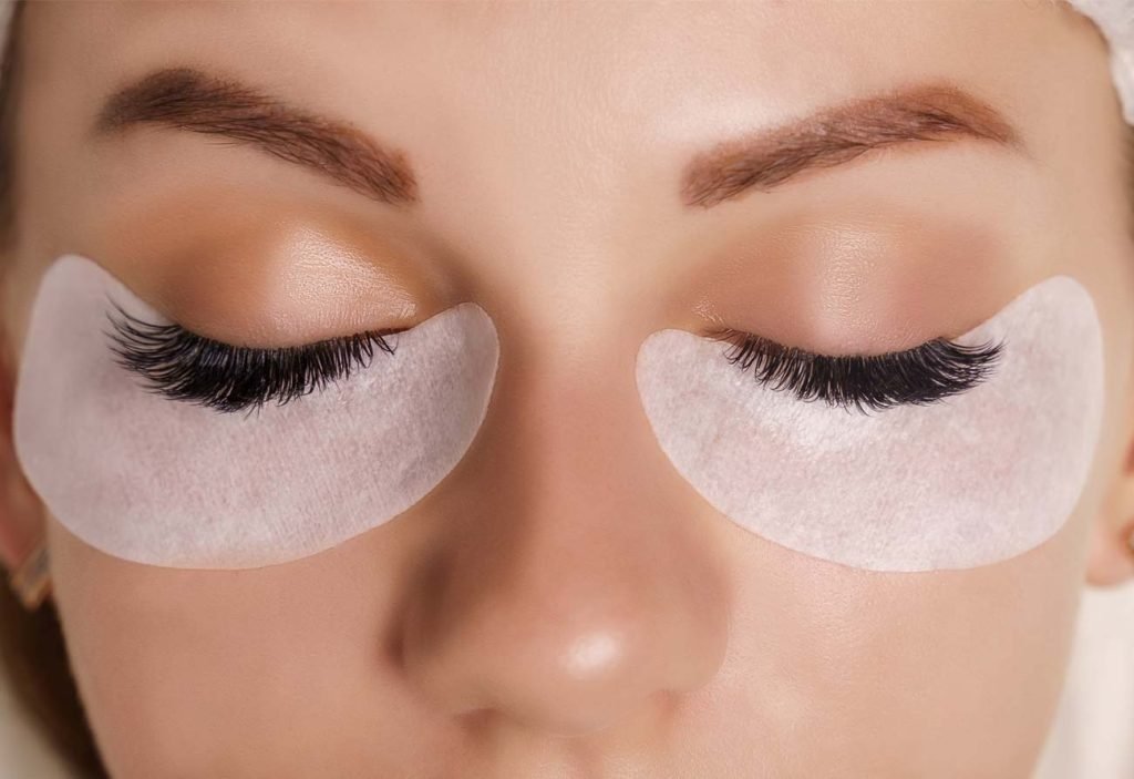 Volumen ruso de pestañas en Puerto Banús en Glow Beauty